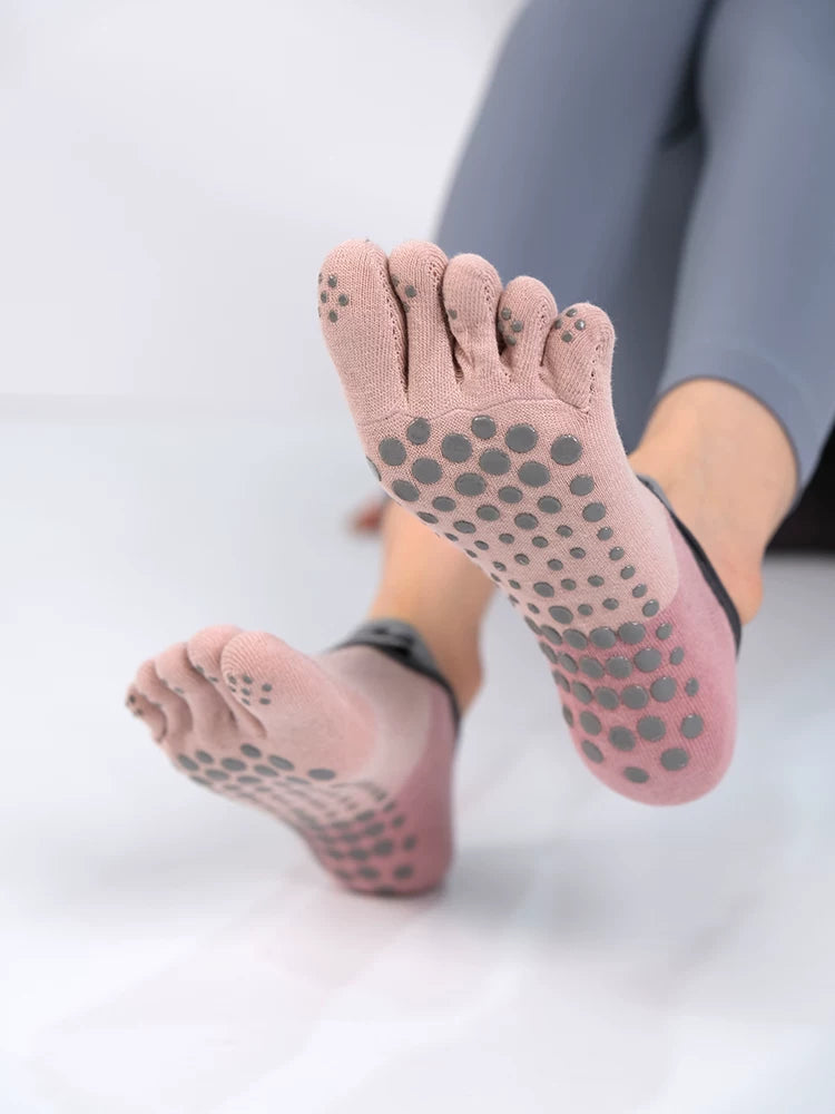 kooxss | Women’s Non-Slip Socks for Yoga, Running, and Pilates