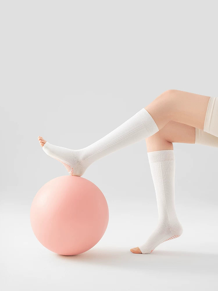 kooxss | Elastic Mid-Calf Socks for Indoor Sports and Fitness