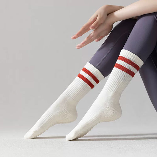 kooxss | Indoor Fitness Socks with Split-Toe Grip for Women