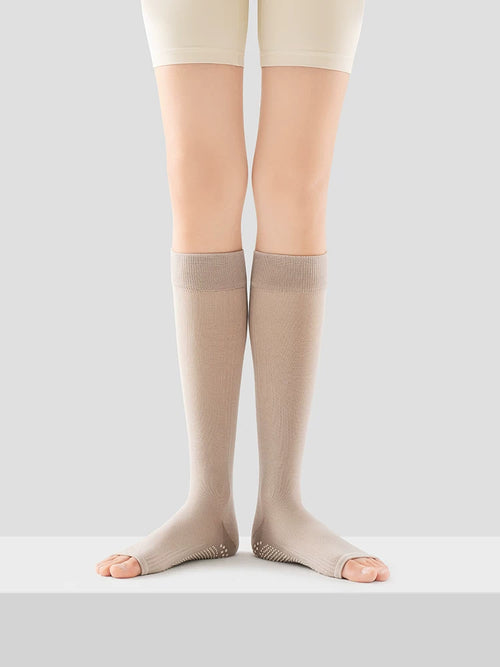 kooxss | Elastic Mid-Calf Socks for Indoor Sports and Fitness