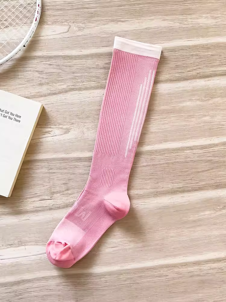 kooxss | Split-Toe Fitness Socks for Women with Grip