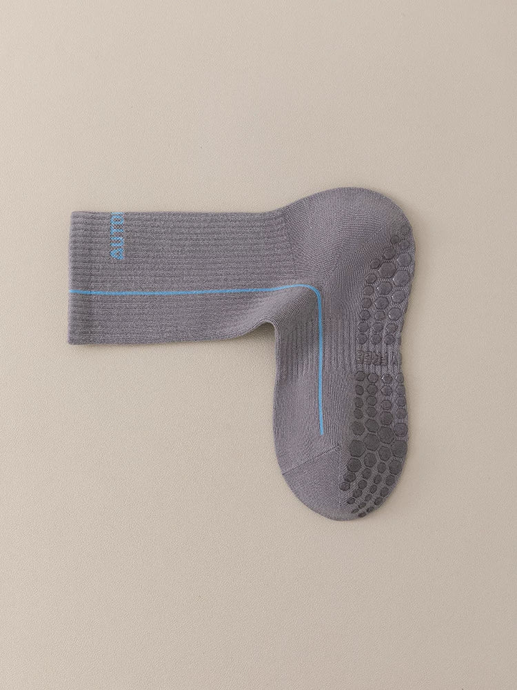 kooxss | Elastic Sports Socks for Women with Non-Slip Grip
