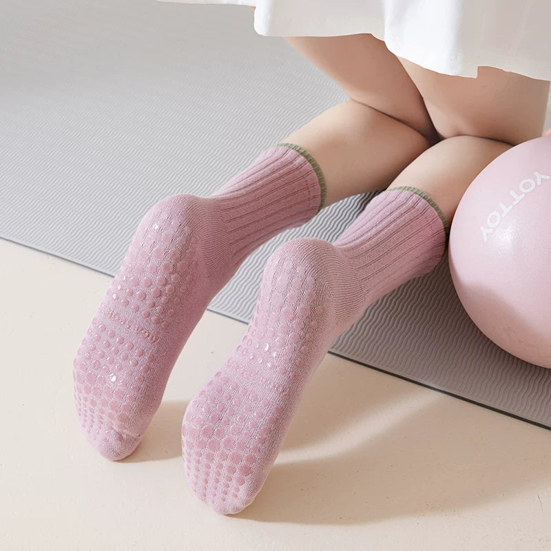 kooxss | Indoor Fitness Socks for Women with Elastic Support