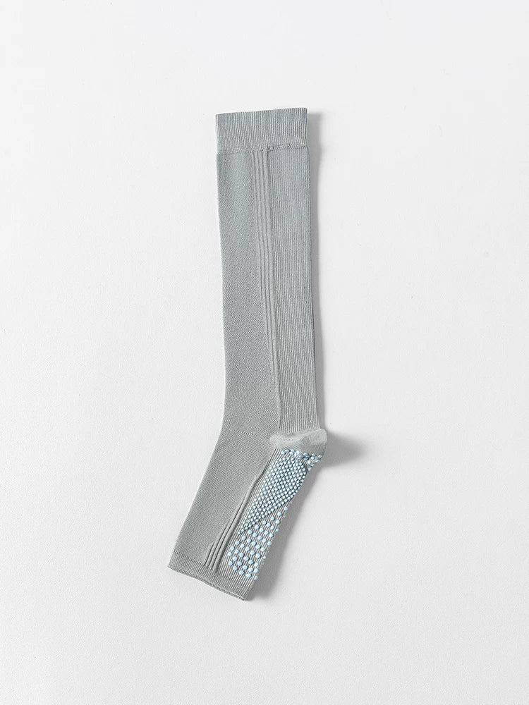 kooxss | Elastic Mid-Calf Socks for Indoor Sports and Fitness