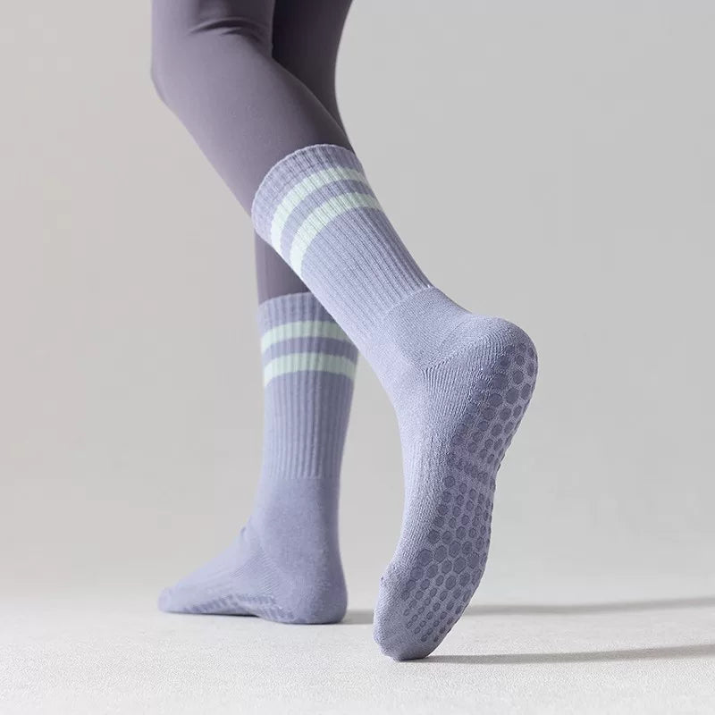 kooxss | Indoor Fitness Socks with Split-Toe Grip for Women